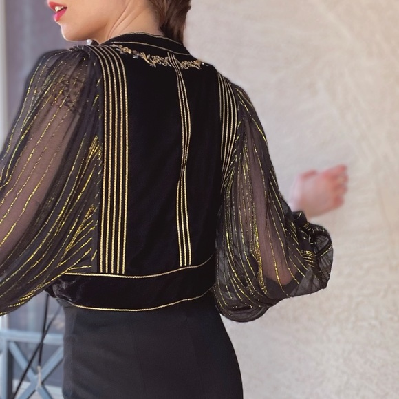 ZARA NWOT Black Velvet & Metallic Gold Floral Embroidered Beaded Cropped Jacket - Picture 8 of 17